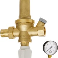 Gruppo di riempimento automatico da 1/2" ICMA 249 con valvola di ritegno e manometro